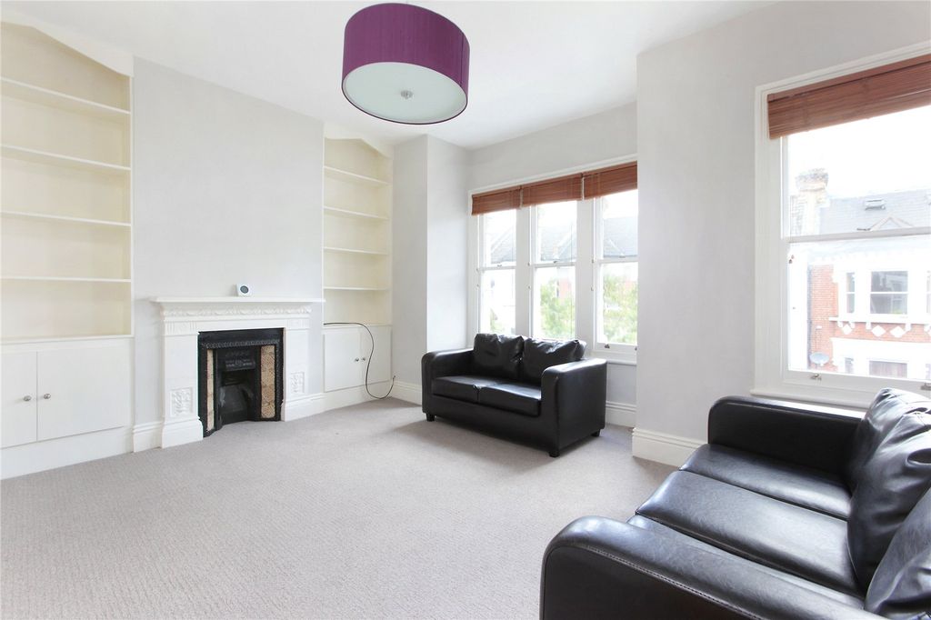 Property photo 3 of 9