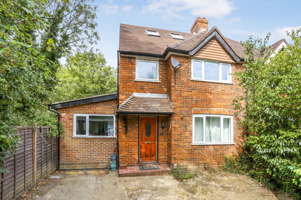 Property photo 1 of 8