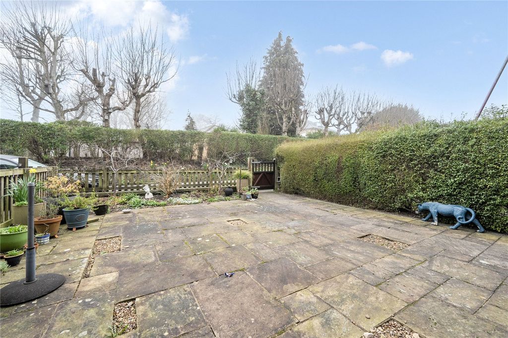 Property photo 1 of 22 Picture No. 21