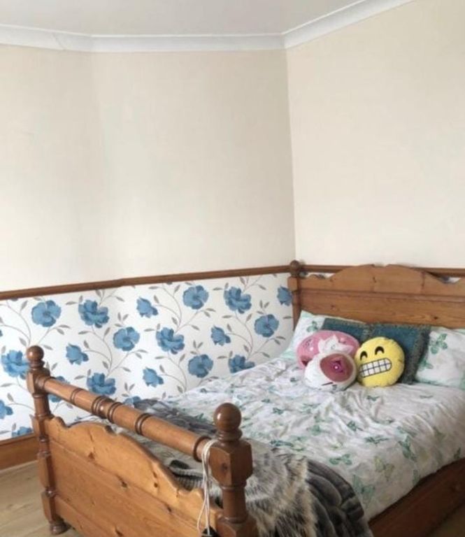 Property photo 1 of 7 Bedroom