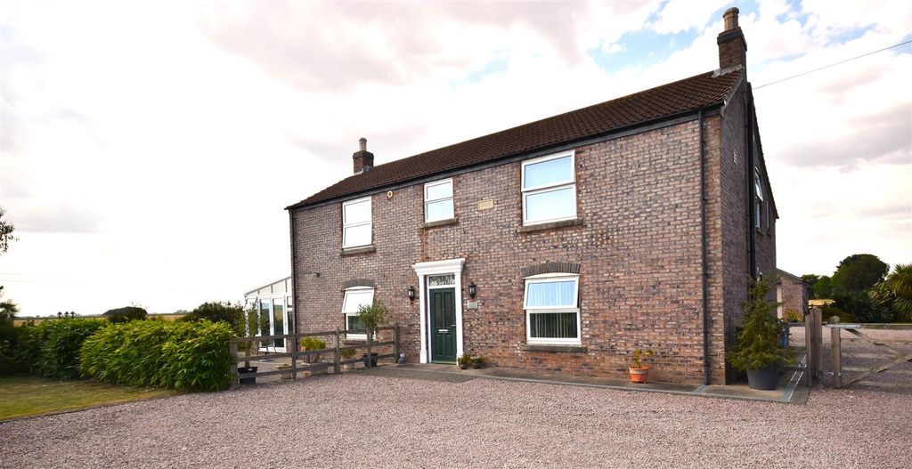 Property photo 3 of 30