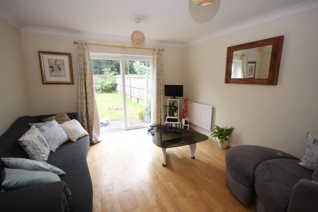 Property photo 3 of 8