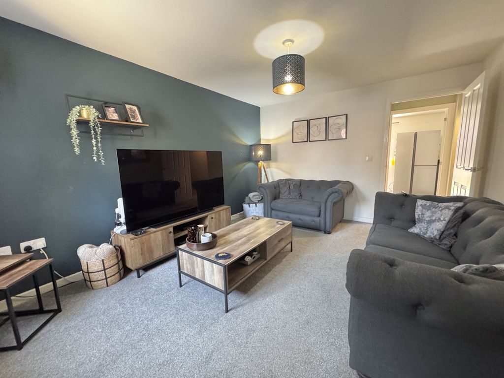 Property photo 3 of 21 Img_1840