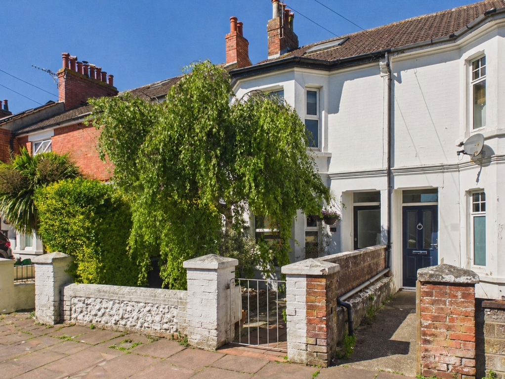 Property photo 1 of 17