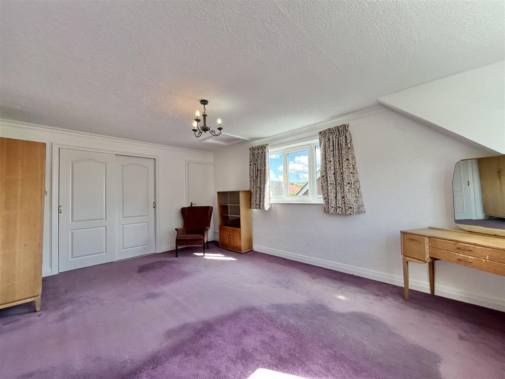Additional image 11 of 3 bed detached bungalow for saleElm Grove, Glossop SK13