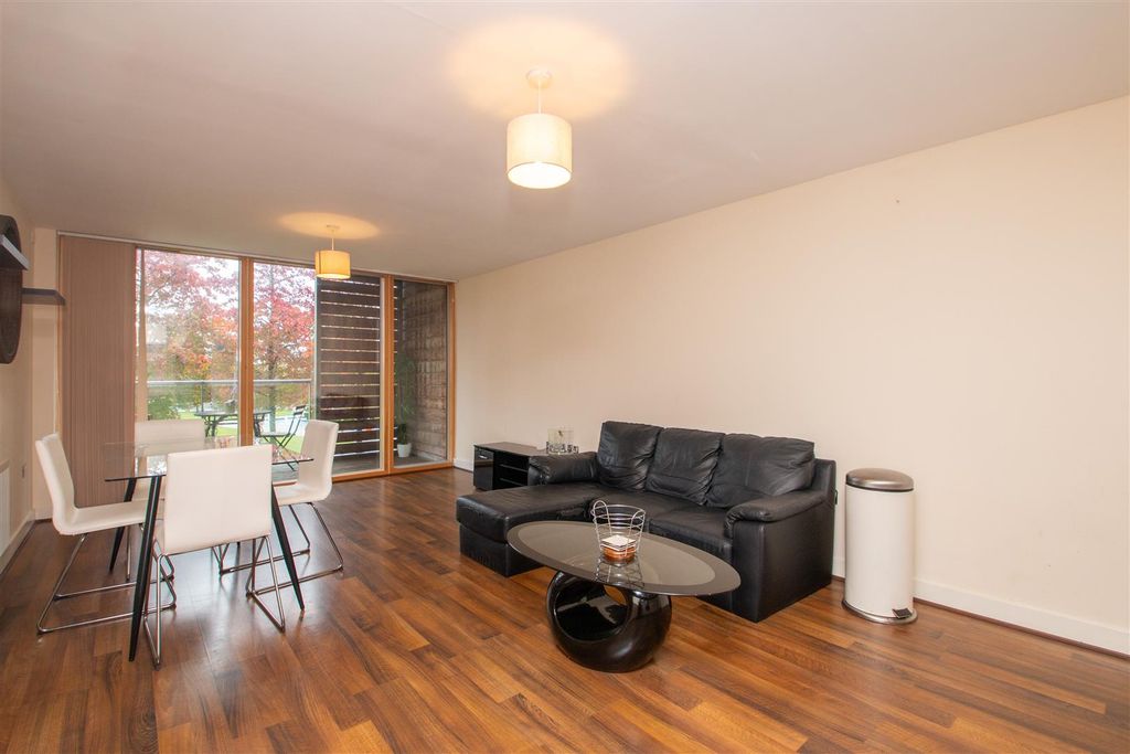 Property photo 3 of 18 21Jasp.Jpg