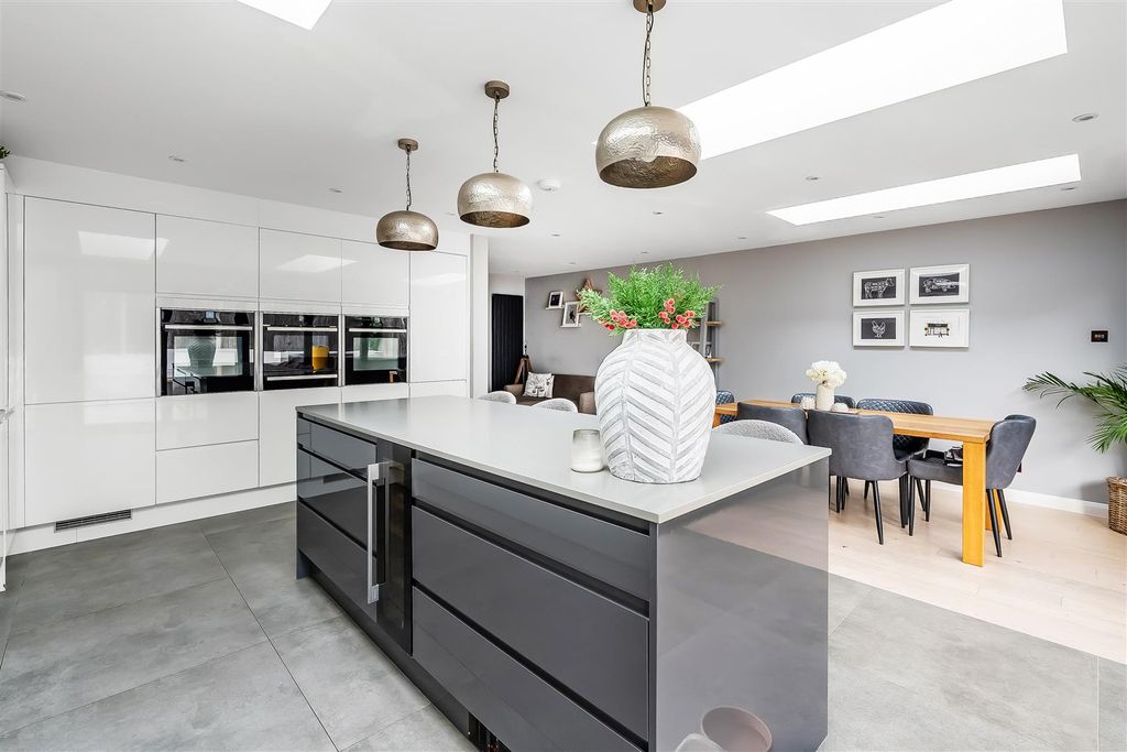 Property photo 3 of 17 Wanderings-20.Jpg