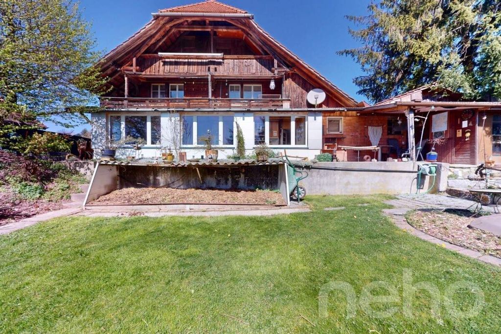 Property photo 3 of 13