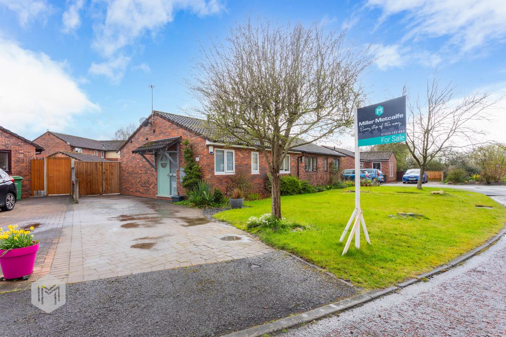 Property photo 1 of 26 Photograph