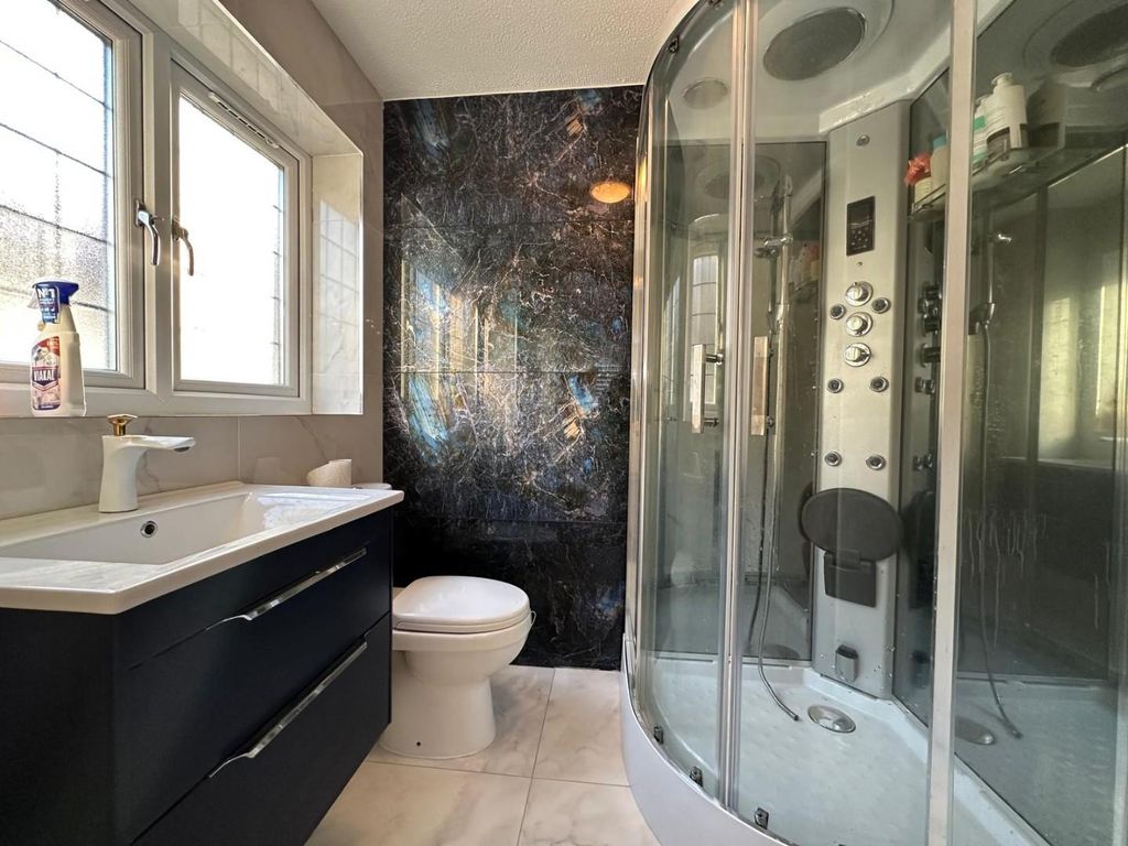 Property photo 3 of 9 Img-20251013-Wa0004.Jpg