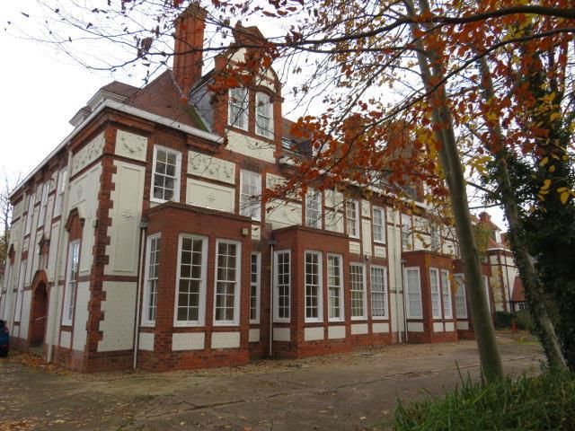 Property photo 1 of 6 Front