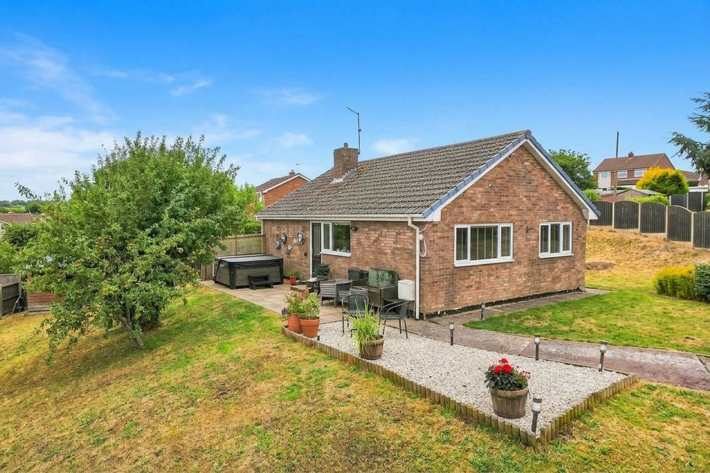 Property photo 1 of 23