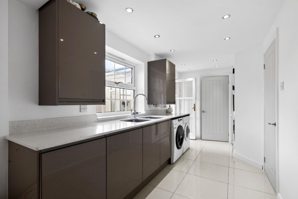 Additional image 4 of 4 bed detached house for saleSulgrave Close, Dudley DY1