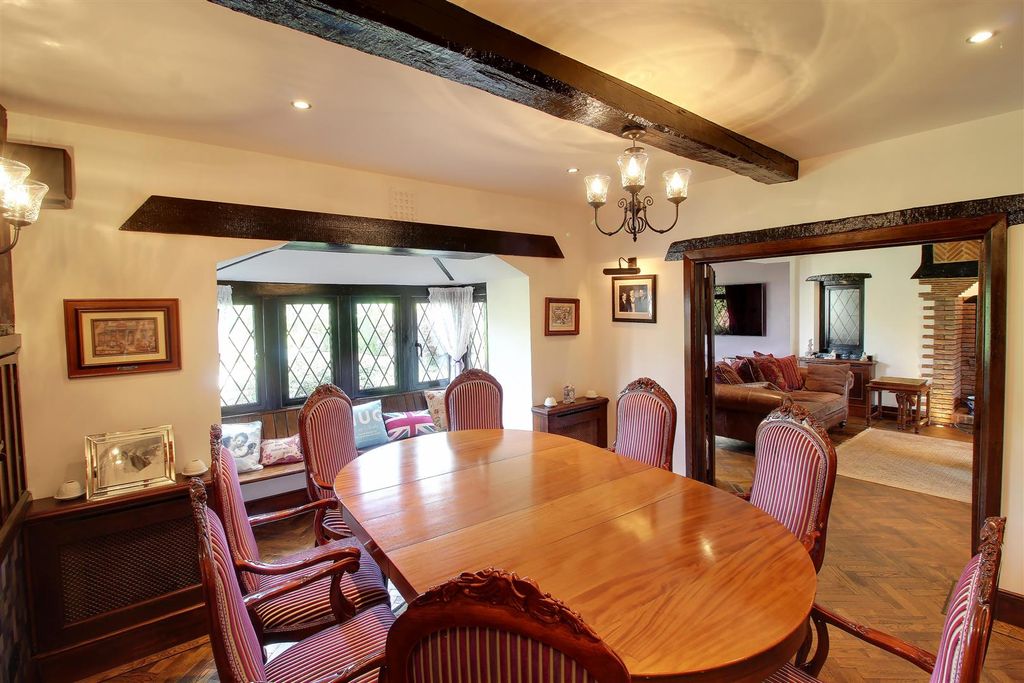 Additional image 6 of 4 bed detached house for saleBrookmans Avenue, Brookmans Park AL9
