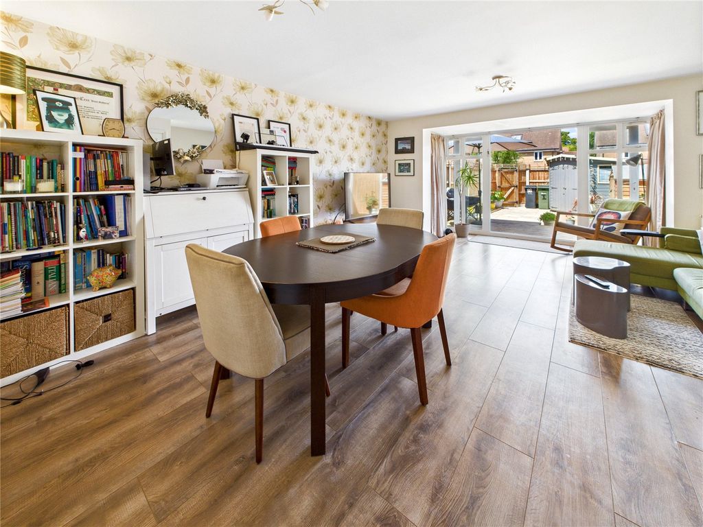 Property photo 2 of 19 Picture 2