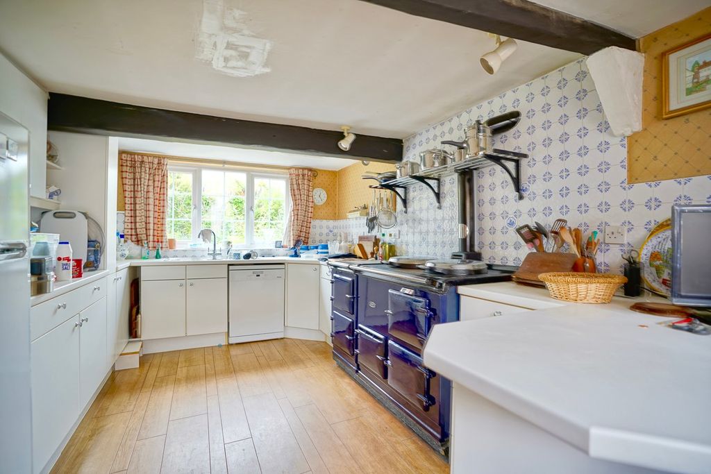 Property photo 3 of 16