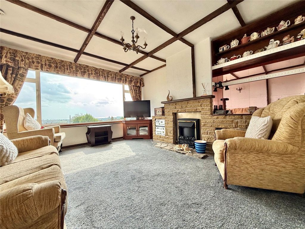 Property photo 2 of 21 Picture No. 29