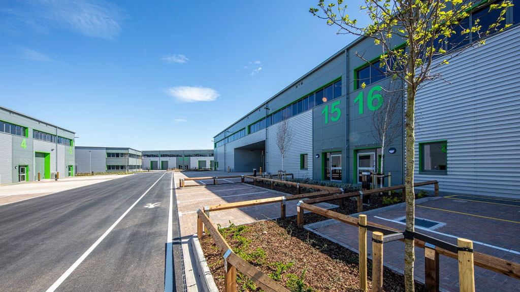 Property photo 3 of 7 Urbanexpresspark.Jpg