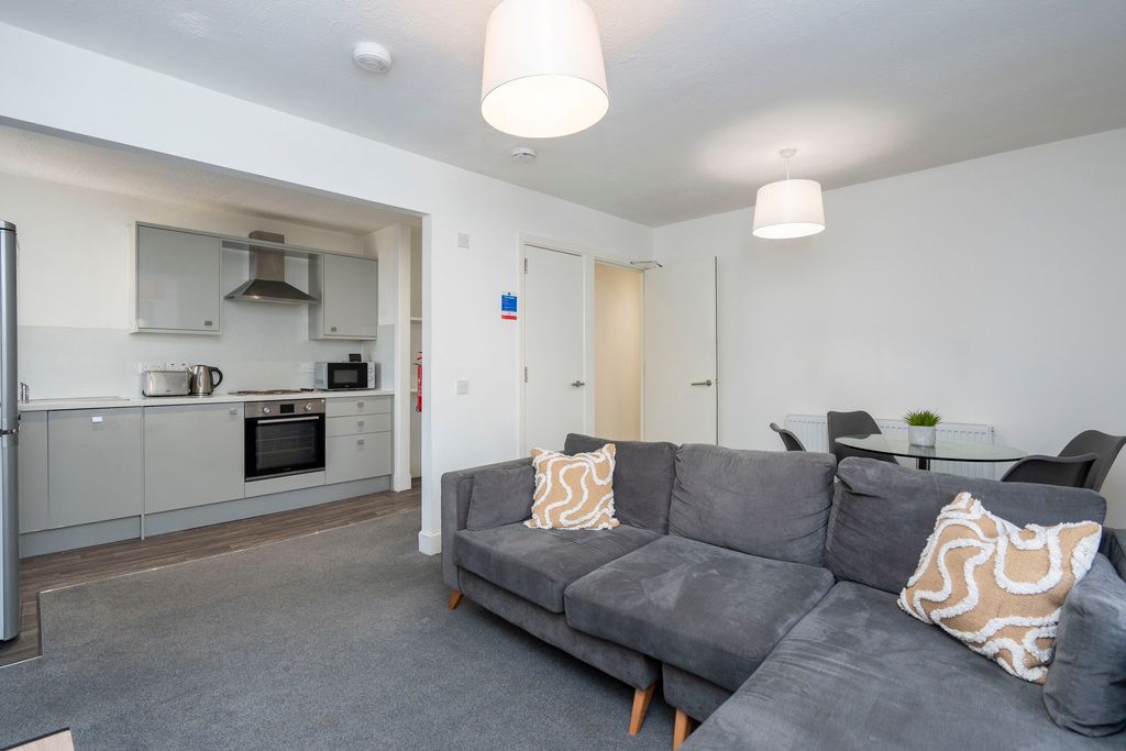 Property photo 3 of 24 Photo 3