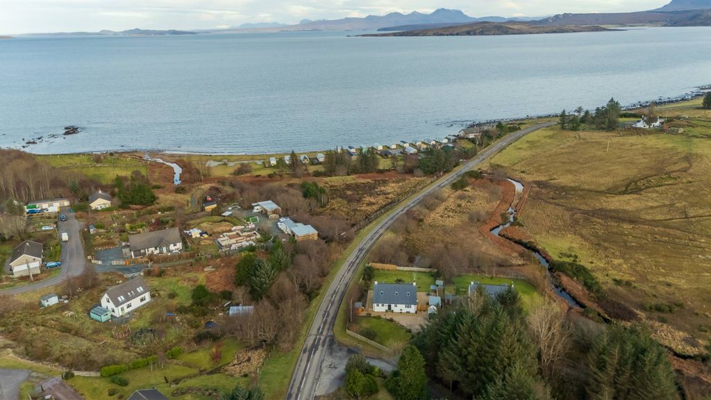 Property photo 2 of 30