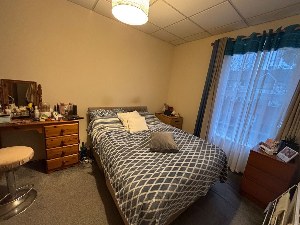 Property photo 3 of 7 Photo 6