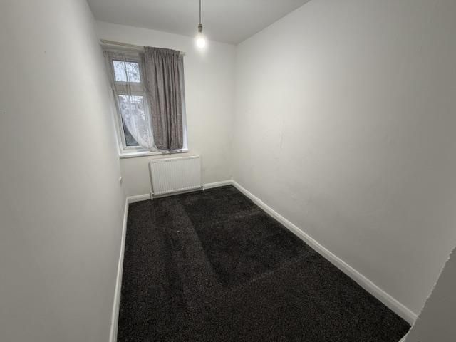 Property photo 2 of 9 Bedroom 2