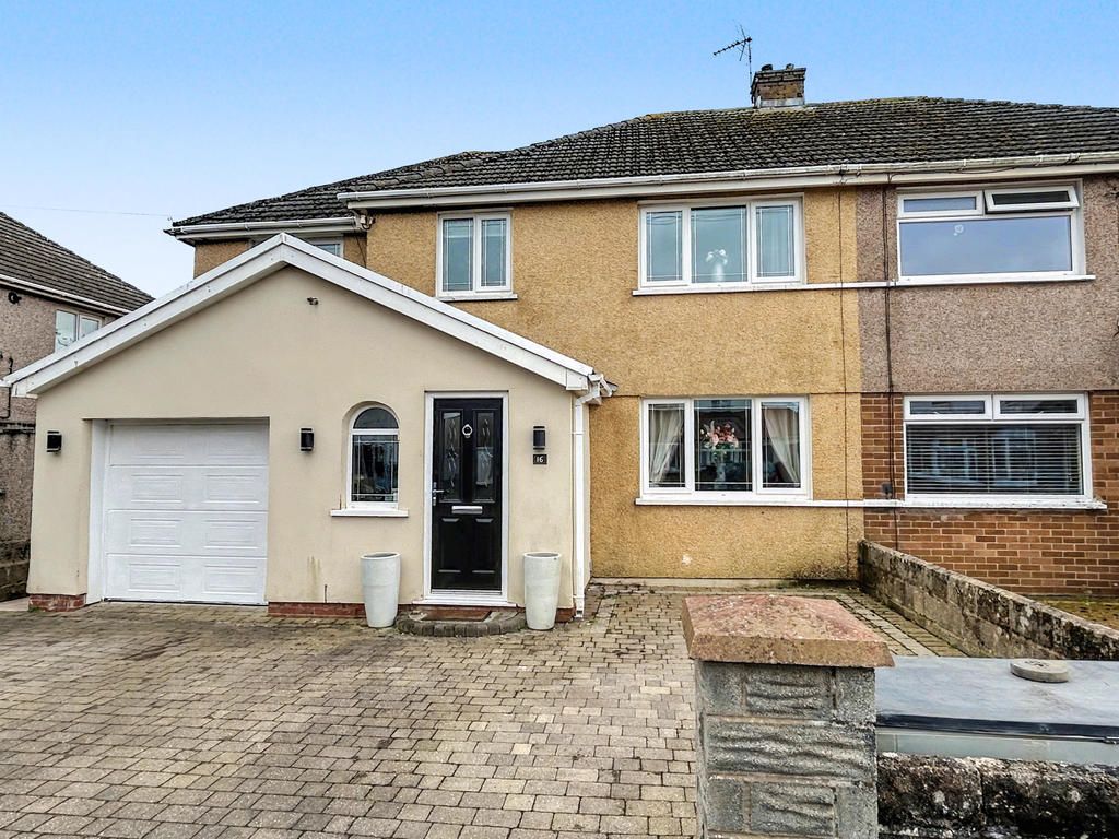 Property photo 1 of 31