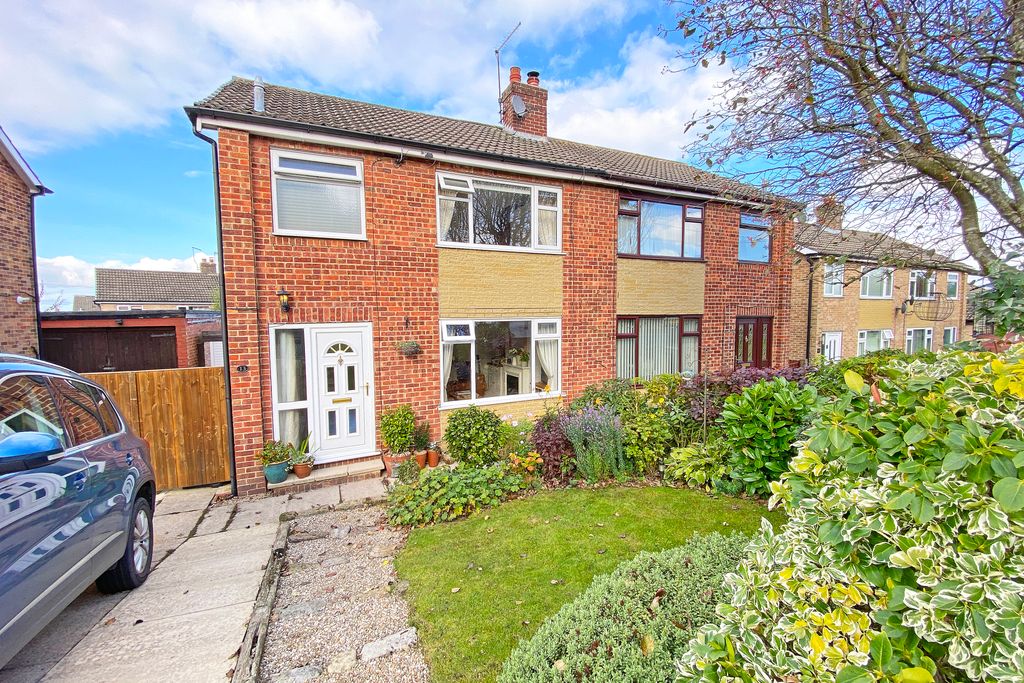 Property photo 1 of 11