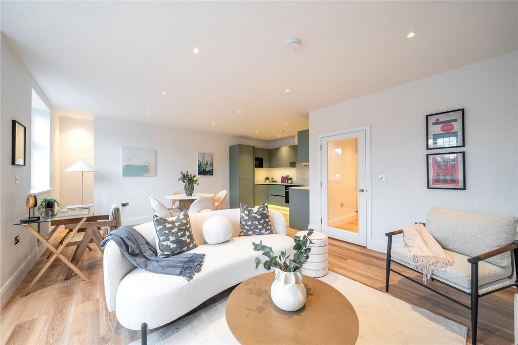 Property photo 3 of 13 Picture No. 02