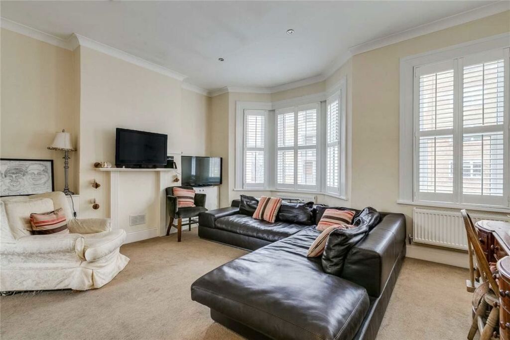Property photo 2 of 5
