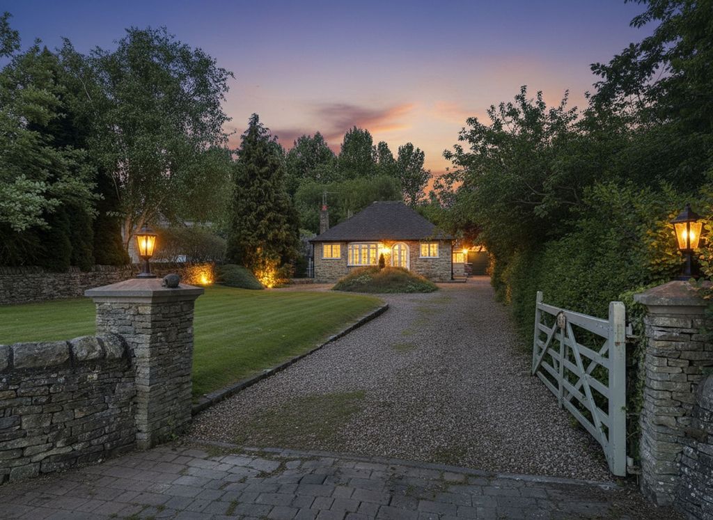 Property photo 1 of 28