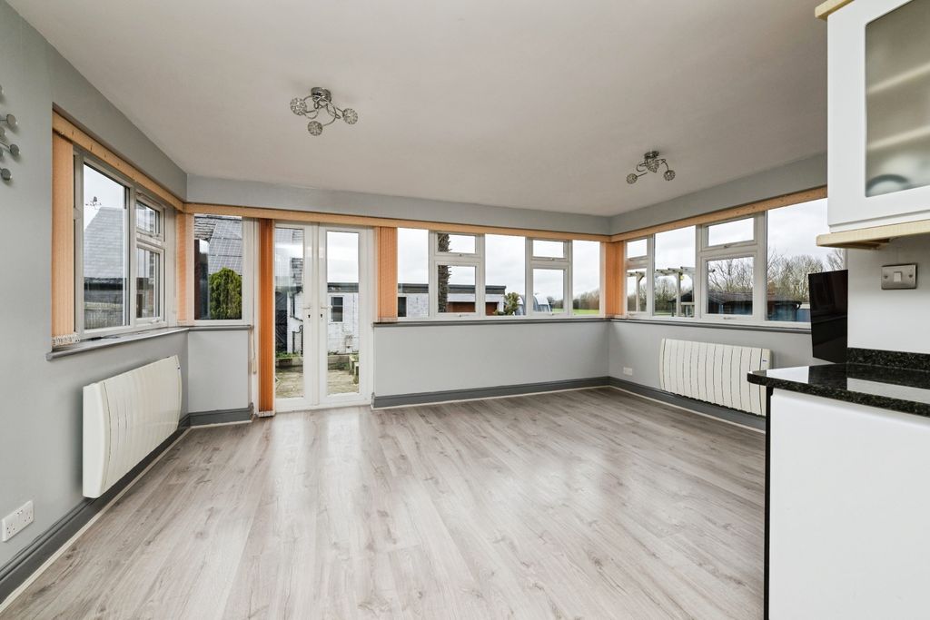 Additional image 9 of 4 bed semi-detached house for saleNewmarket Road, Teversham, Cambridge CB1