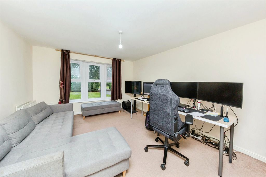 Property photo 1 of 12 Picture No. 10