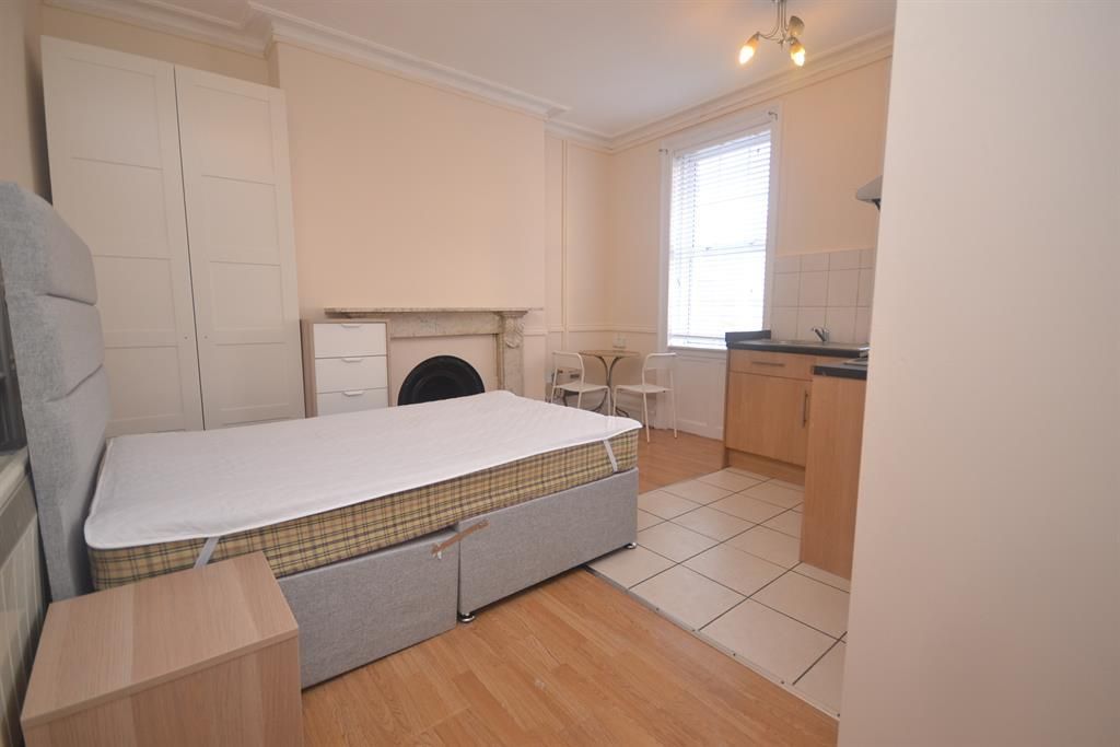 Property photo 1 of 5