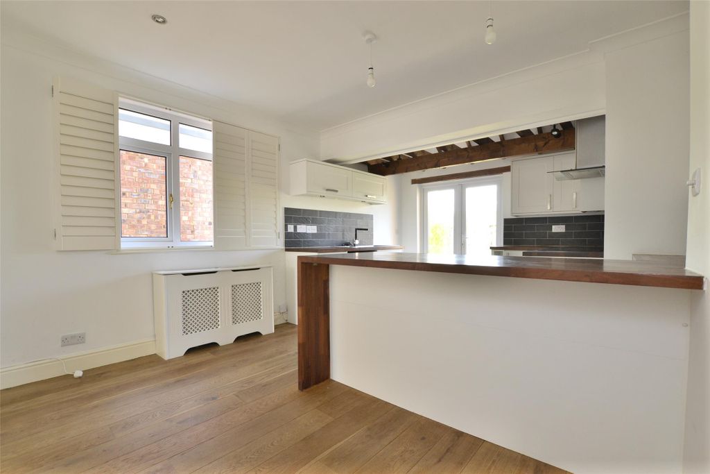 Property photo 1 of 11 Kitchen/Diner