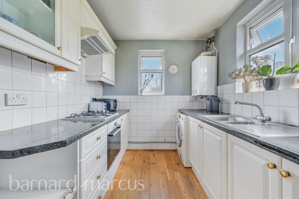 Property photo 2 of 8