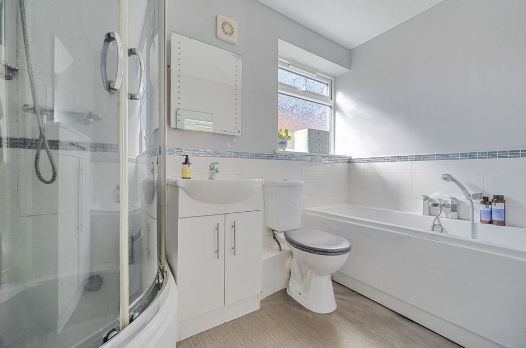 Additional image 10 of 2 bed maisonette for saleCardew Road, Liss GU33