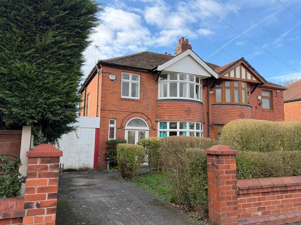 Property photo 1 of 33