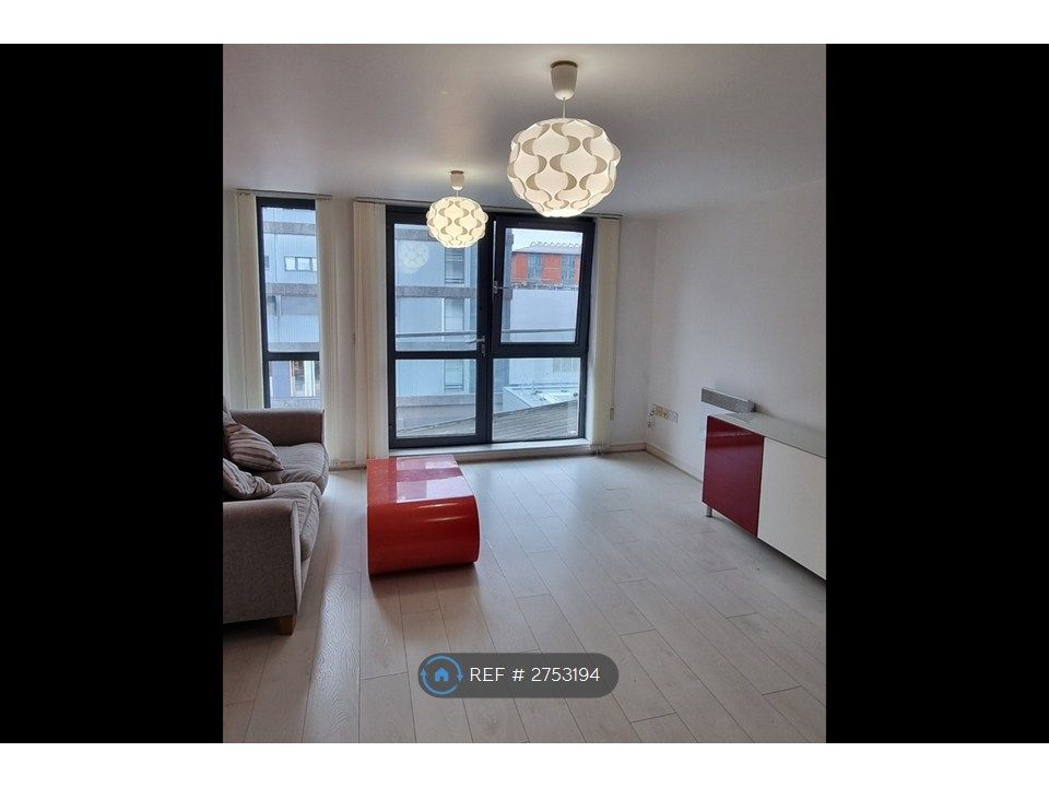 Property photo 2 of 9