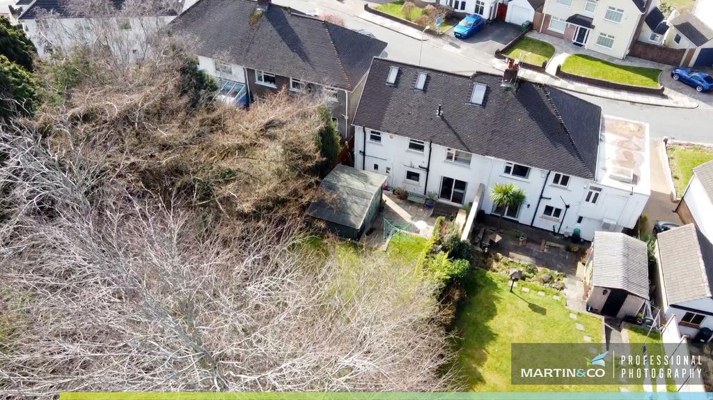 Property photo 3 of 38