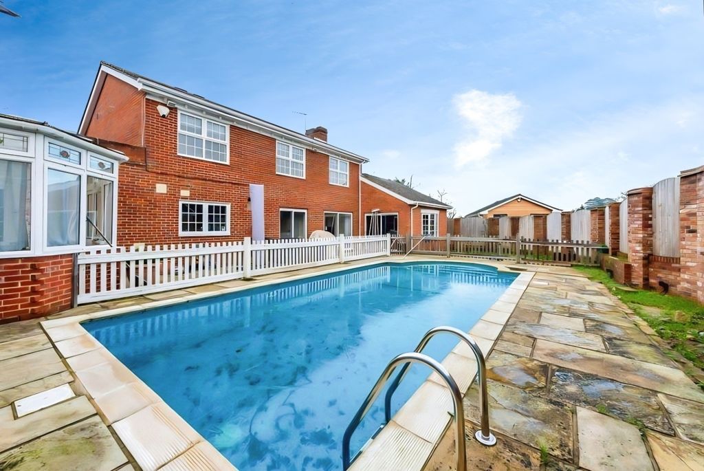 Property photo 2 of 3 Pool