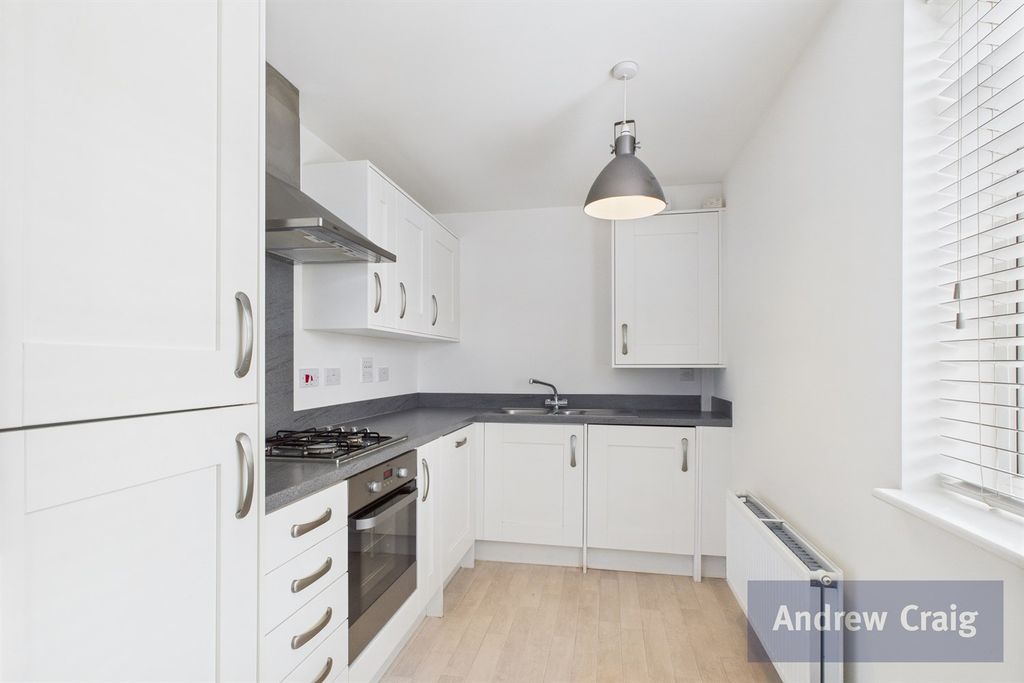 Property photo 2 of 16 Kitchen