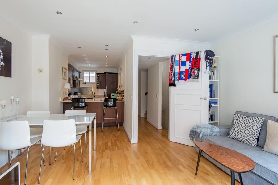 Property photo 3 of 8