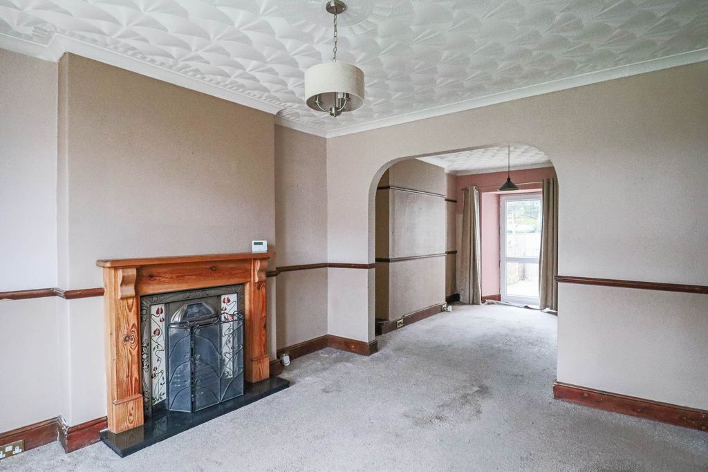 Property photo 3 of 22