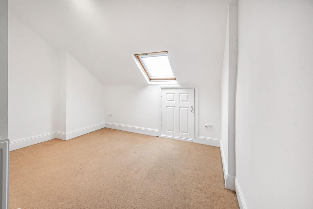 Property photo 2 of 20 Dsc_1836.Jpg