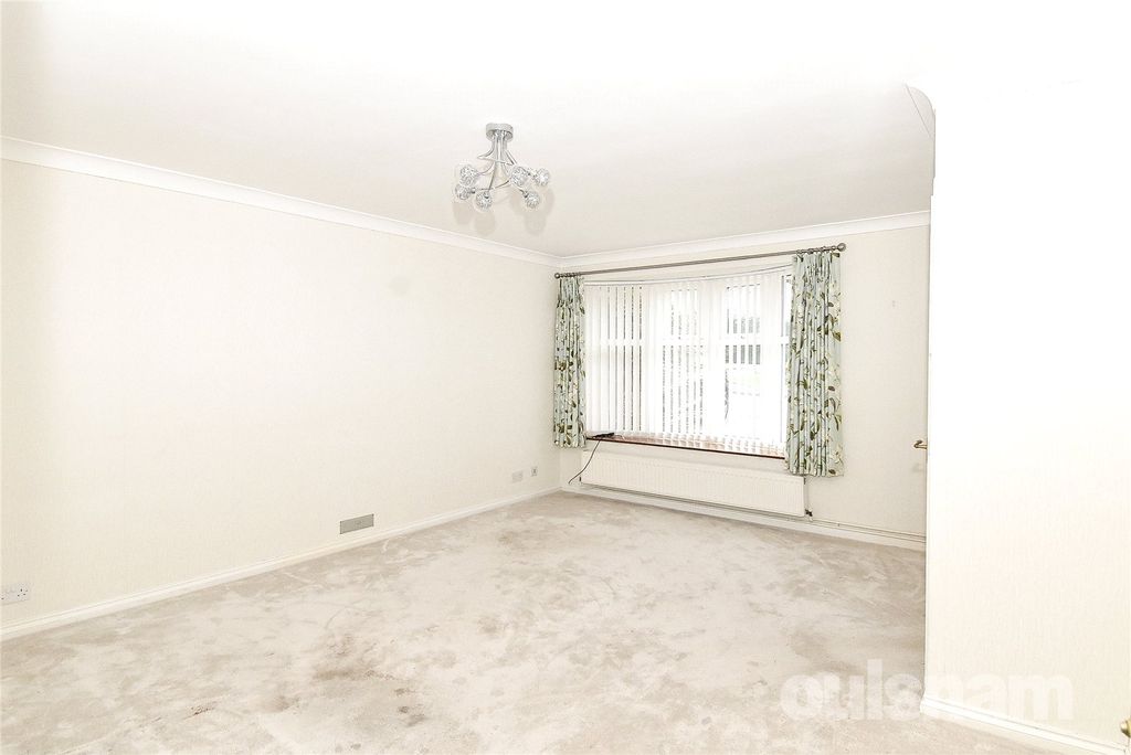 Property photo 3 of 23 Picture No. 04