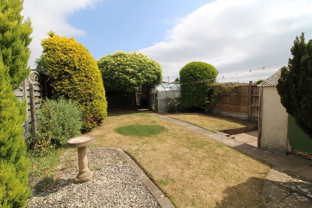 Property photo 2 of 16