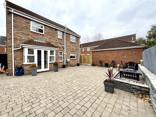 Property photo 1 of 21 Rear Garden