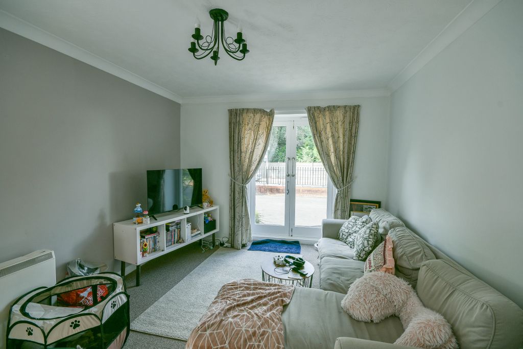 Property photo 2 of 15