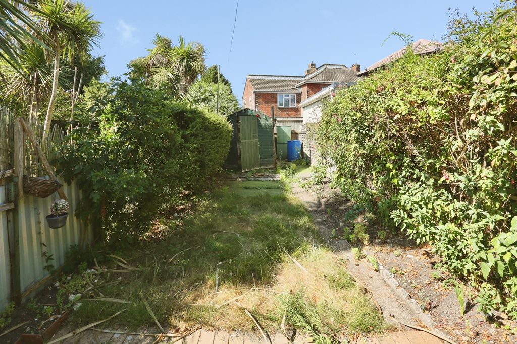 Property photo 2 of 18 Pbox-Img.Jpg